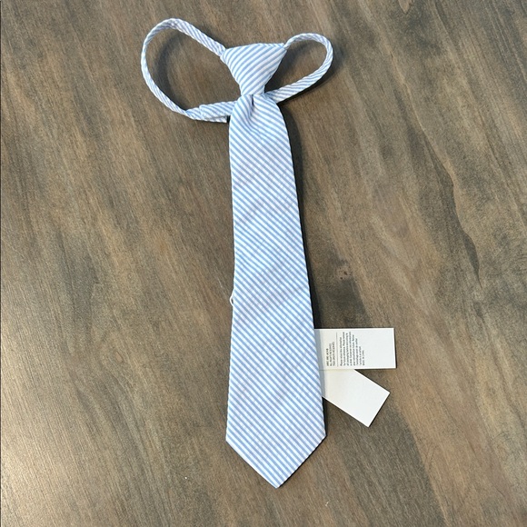 Blue and White Striped tie toddler size 2 to 5 NWT - Picture 1 of 3